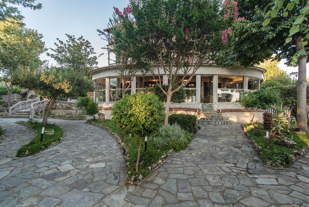 Nepheli Hotel Kastrosikia Exterior foto
