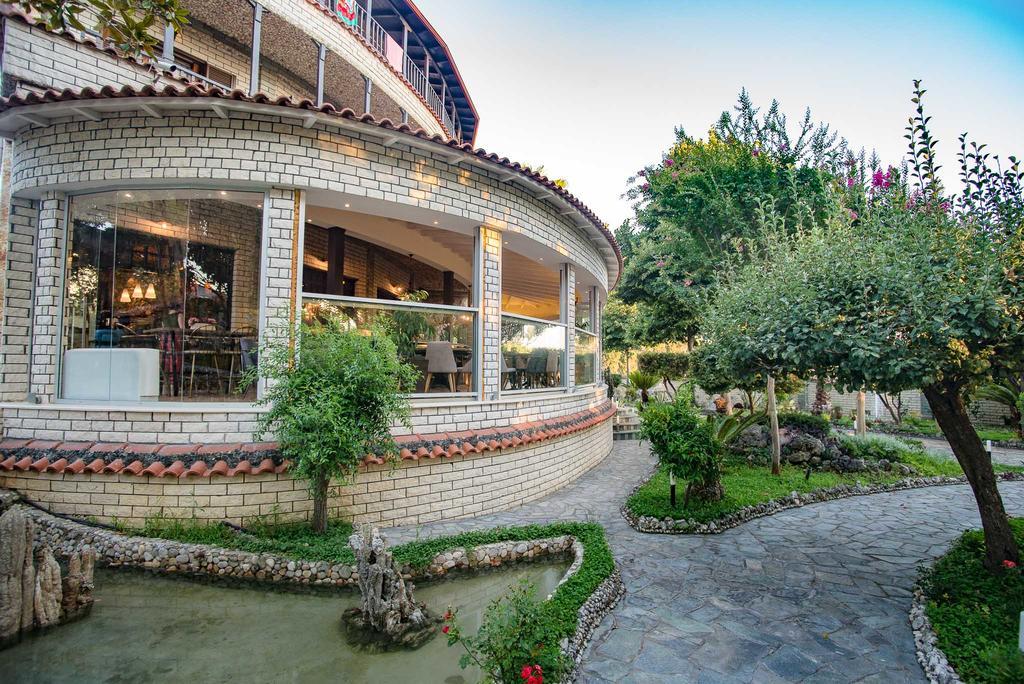 Nepheli Hotel Kastrosikia Exterior foto